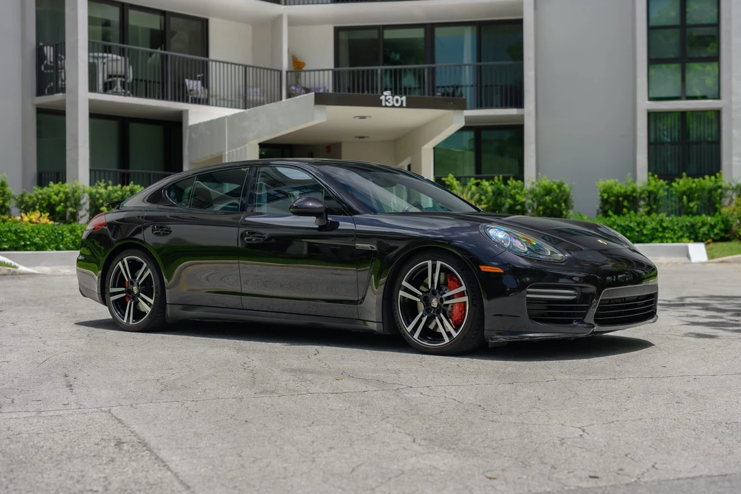 2014 Porsche 970 Panamera GTS - Image 11 of 31