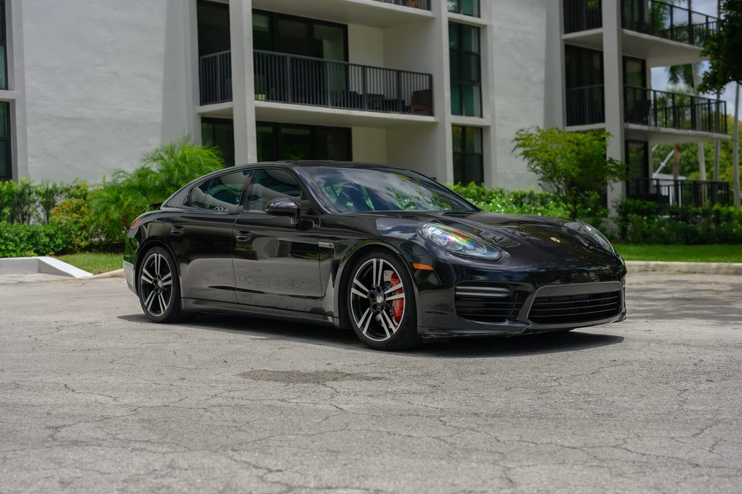 2014 Porsche 970 Panamera GTS - Image 10 of 31
