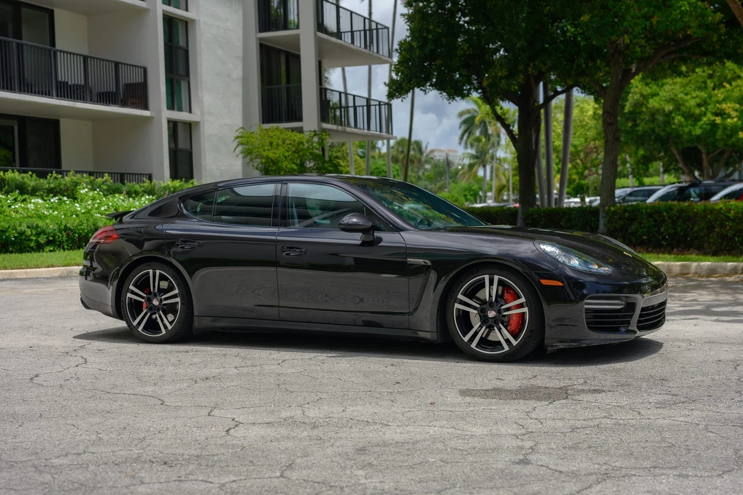 2014 Porsche 970 Panamera GTS - Image 19 of 31