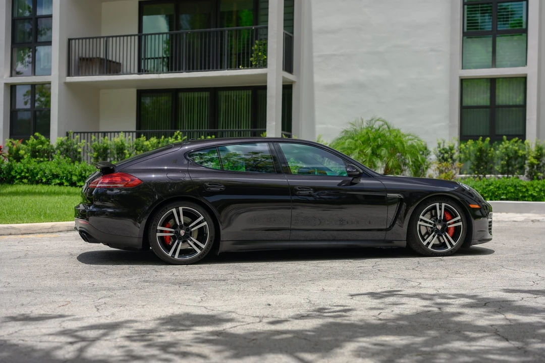 2014 Porsche 970 Panamera GTS - Image 25 of 31