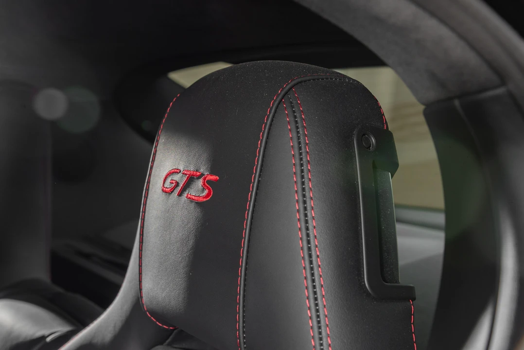 2014 Porsche 970 Panamera GTS - Image 27 of 31