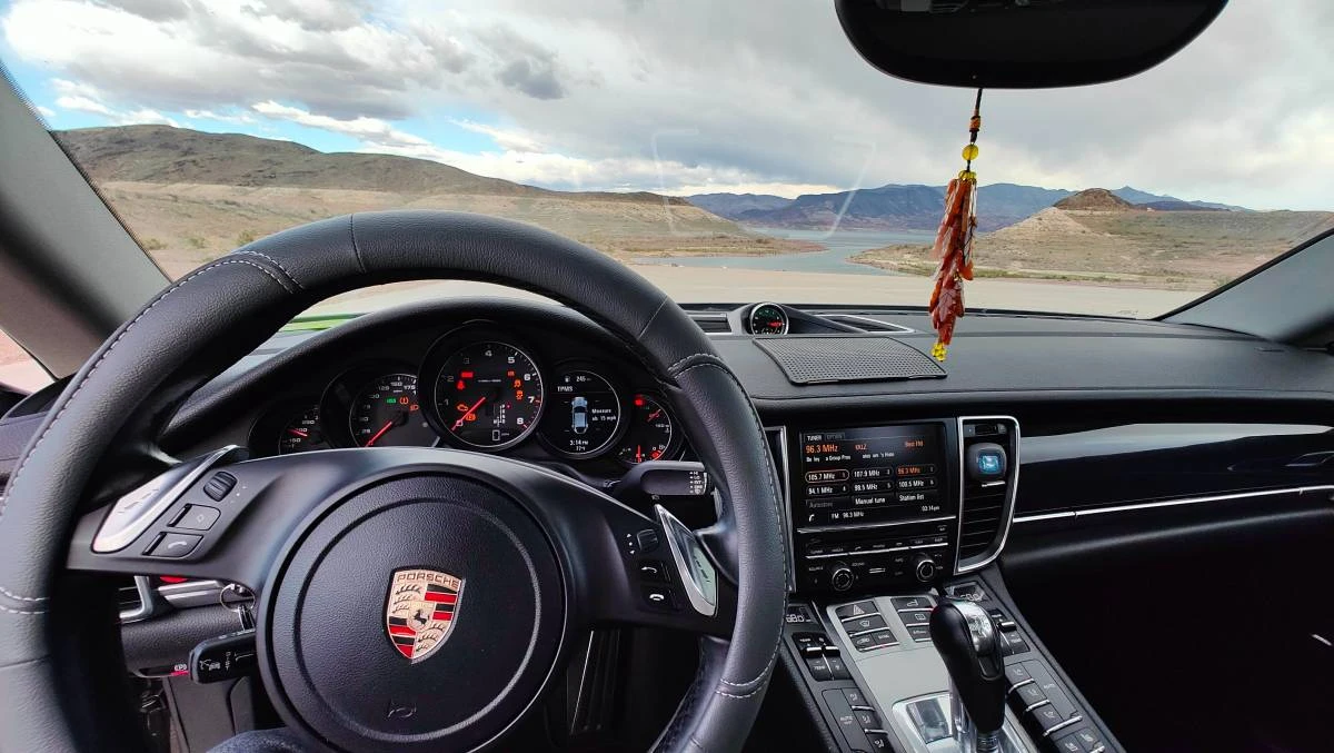 2014 Porsche 970 Panamera - Image 10 of 17