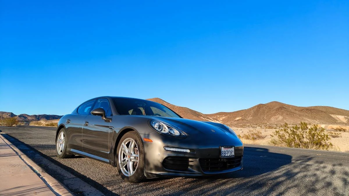 2014 Porsche 970 Panamera - Image 2 of 17