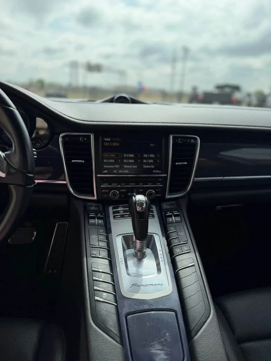 2014 Porsche 970 Panamera - Image 9 of 9