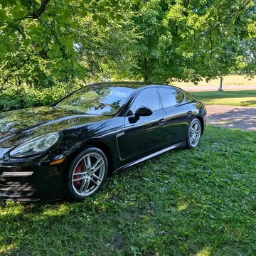 2014 Porsche Panamera 4