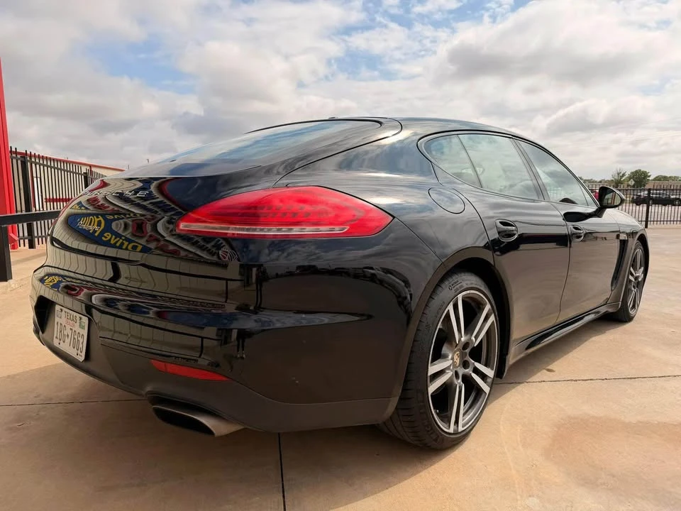 2014 Porsche 970 Panamera - Image 3 of 4