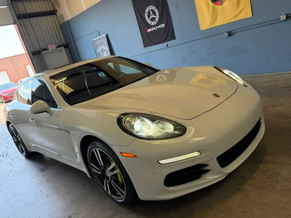 2014 Porsche 970 Panamera - Image 9 of 20