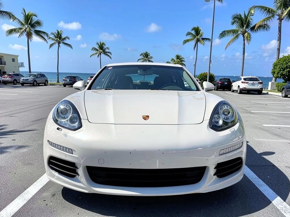 2014 Porsche 970 Panamera - Image 2 of 20