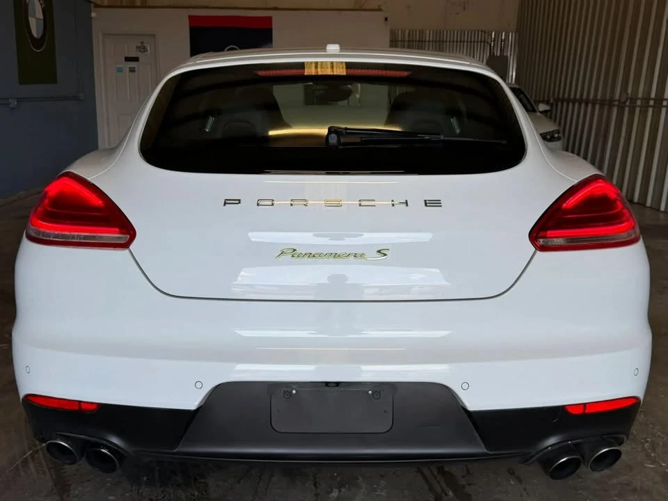 2014 Porsche 970 Panamera - Image 15 of 20