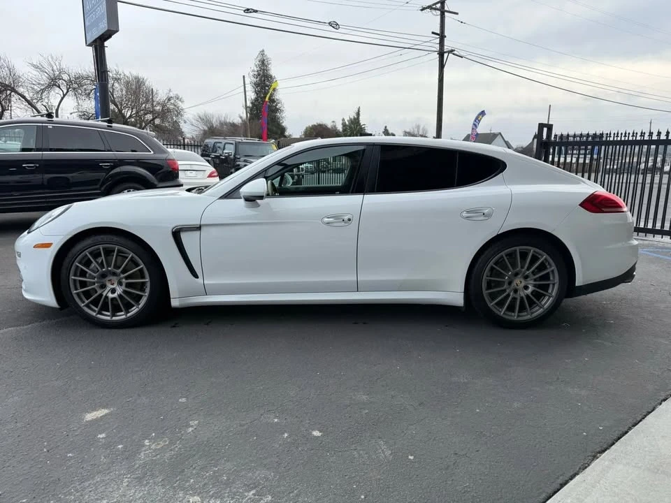 2014 Porsche 970 Panamera - Image 5 of 17