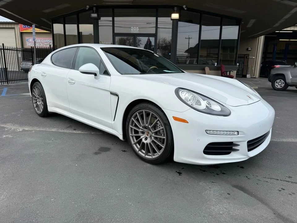 2014 Porsche 970 Panamera - Image 2 of 17