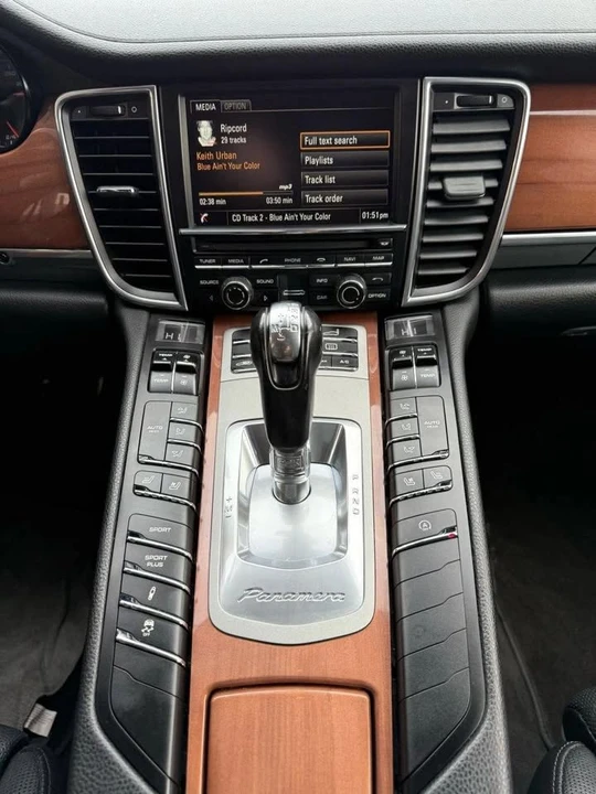 2014 Porsche 970 Panamera - Image 11 of 17