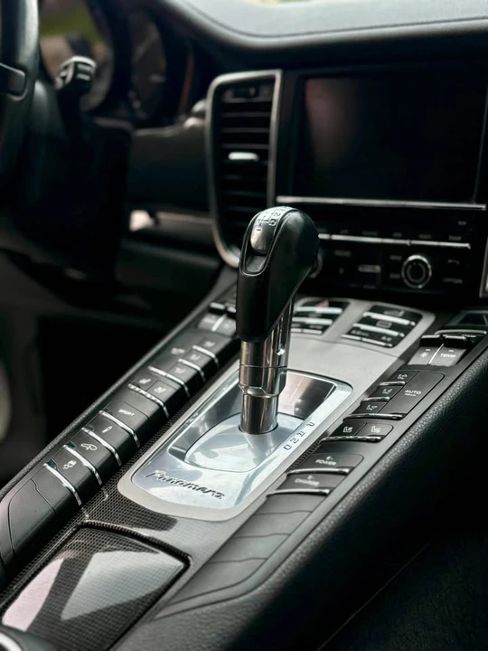 2014 Porsche Panamera - Image 10 of 12