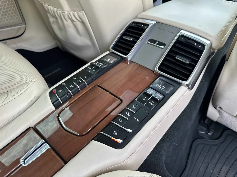 2014 Porsche 970 Panamera - Image 15 of 18