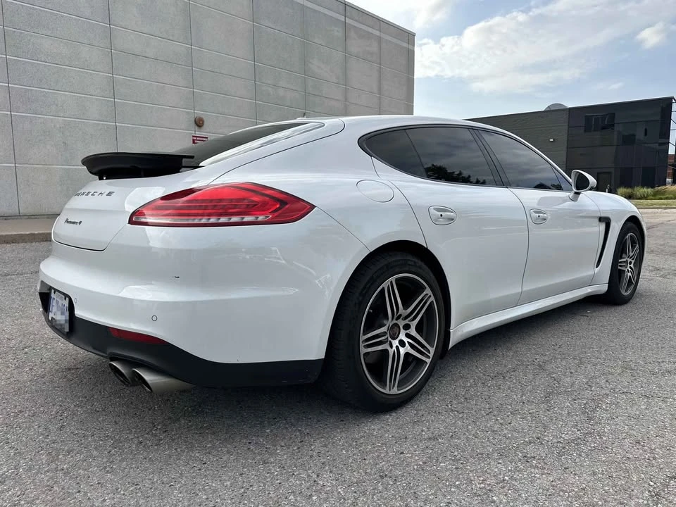 2014 Porsche 970 Panamera - Image 17 of 18
