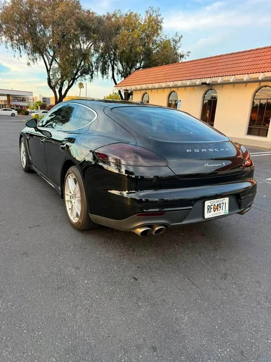 2014 Porsche 970 Panamera - Image 17 of 19