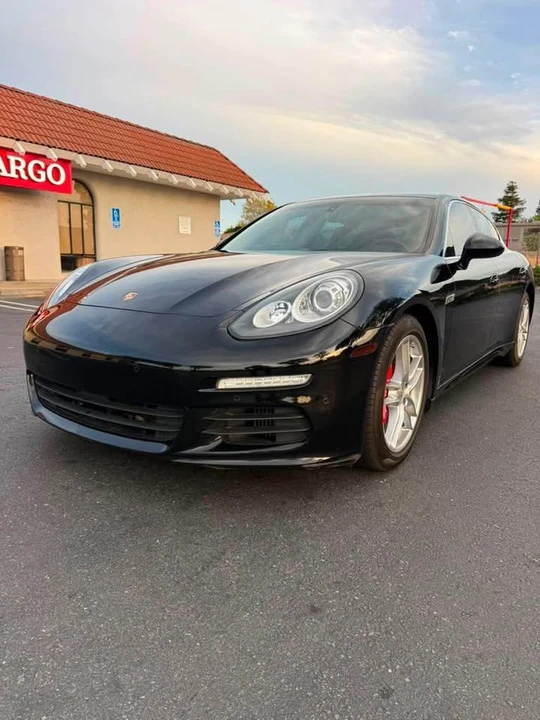 2014 Porsche 970 Panamera - Image 9 of 19
