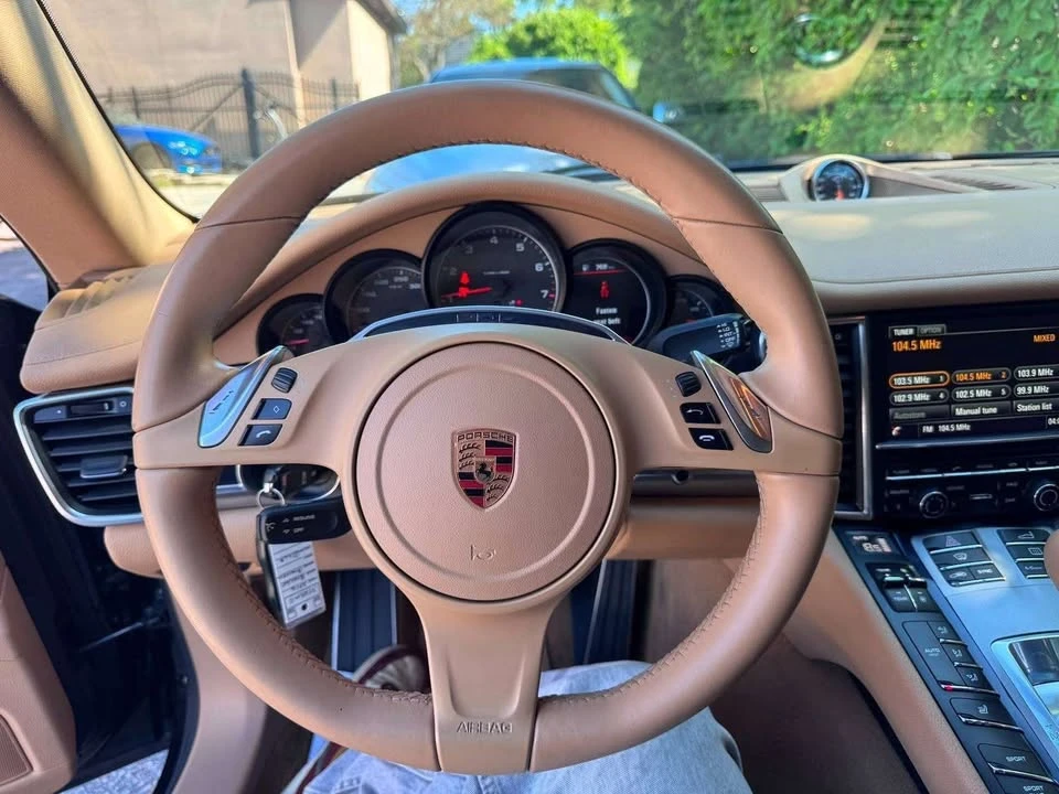 2014 Porsche 970 Panamera - Image 12 of 20