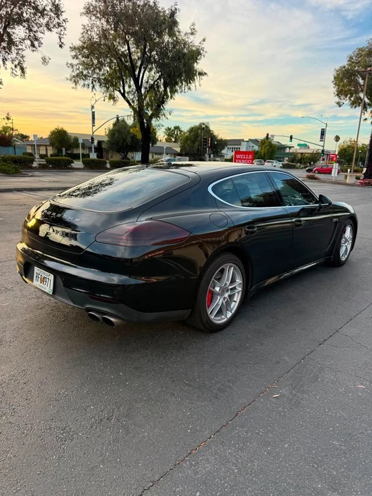 2014 Porsche 970 Panamera - Image 16 of 19