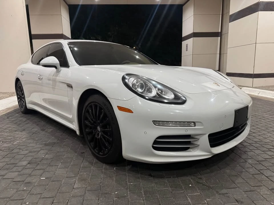 2014 Porsche 970 Panamera - Image 2 of 6