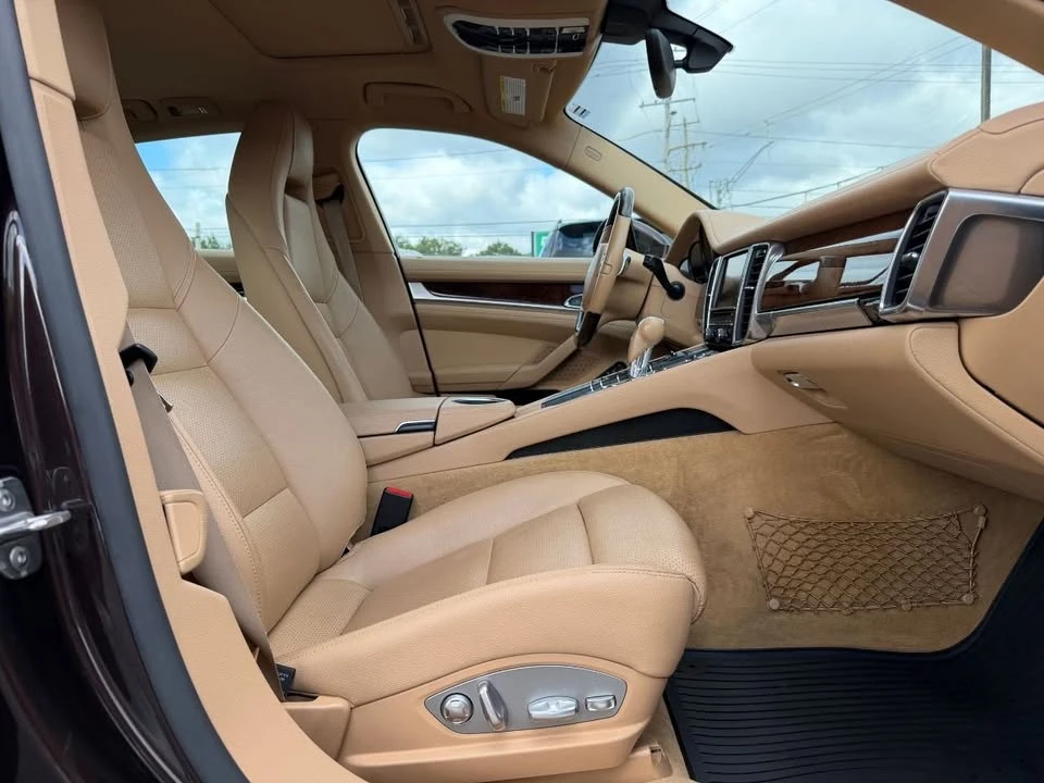 2014 Porsche 970 Panamera - Image 10 of 20