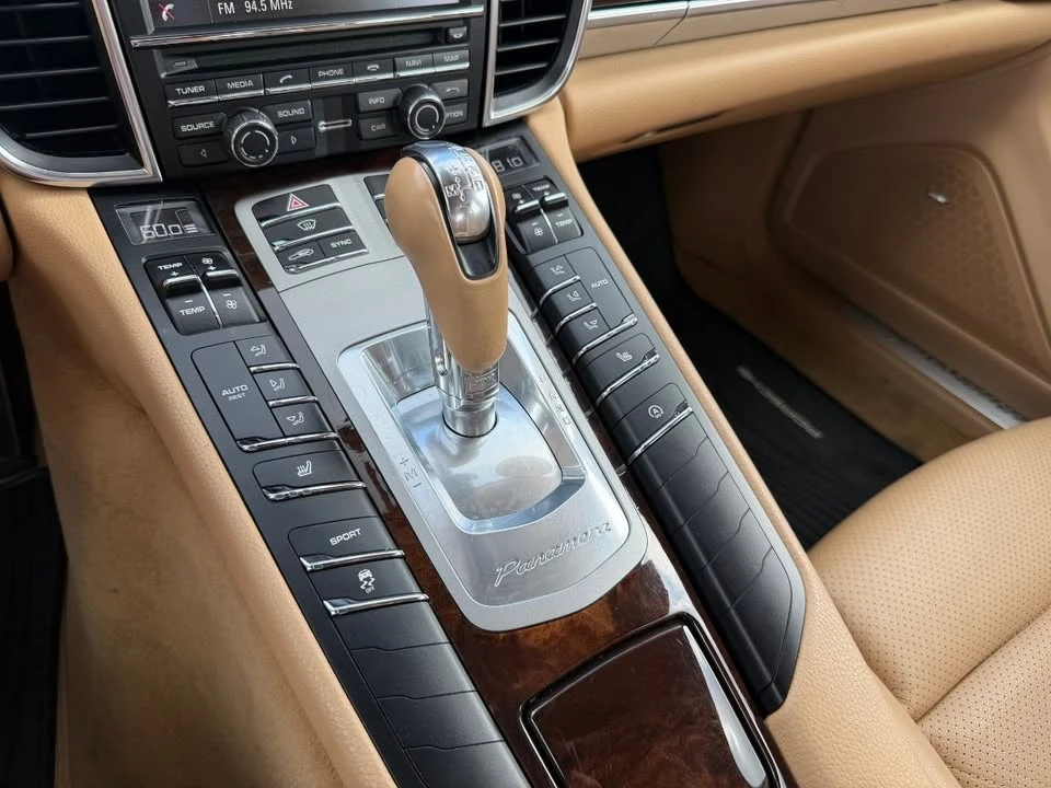 2014 Porsche 970 Panamera - Image 15 of 20