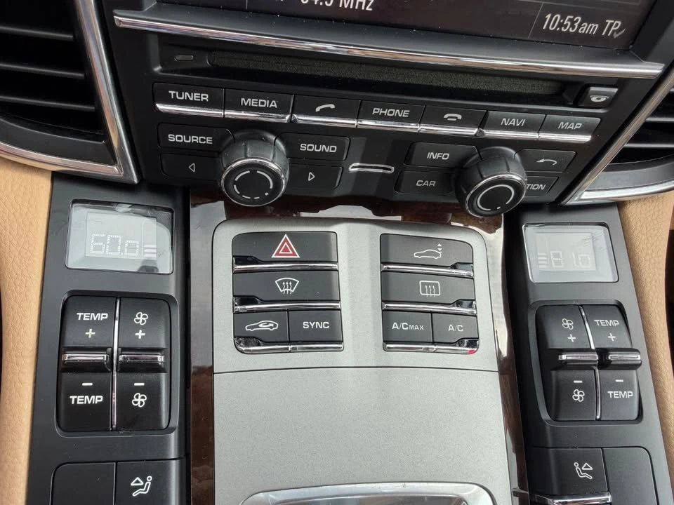 2014 Porsche 970 Panamera - Image 14 of 20