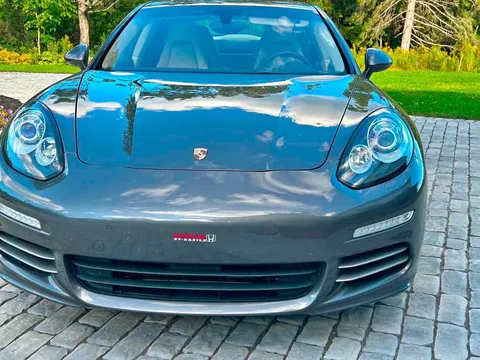 2014 Porsche Panamera 4S