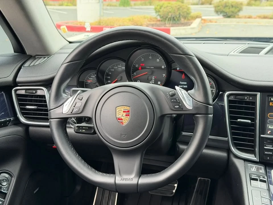 2014 Porsche 970 Panamera - Image 12 of 19