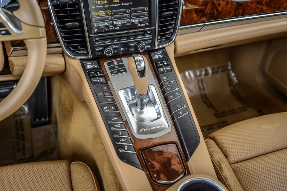 2014 Porsche 970 Panamera - Image 12 of 20