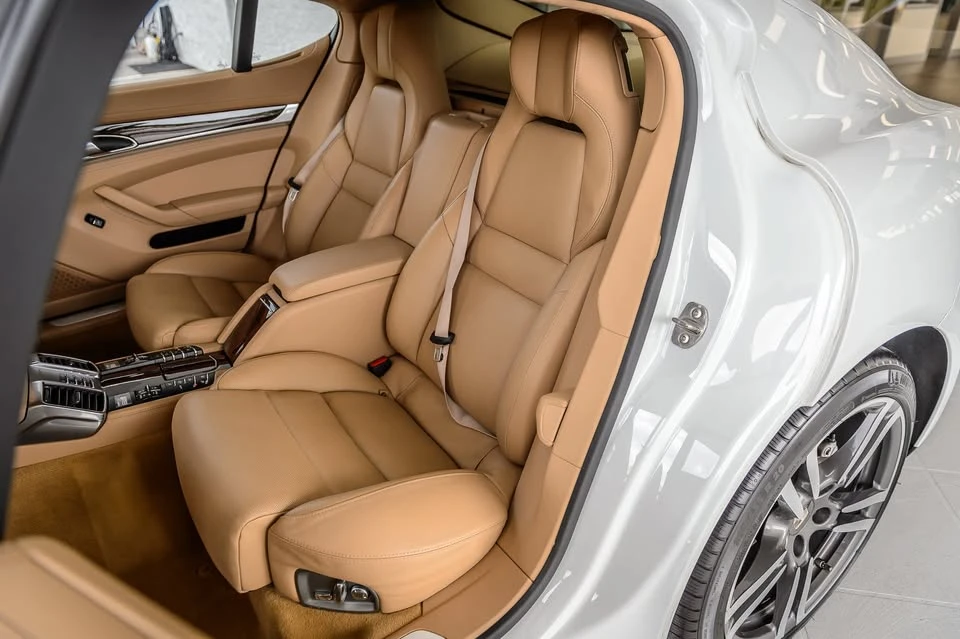 2014 Porsche 970 Panamera - Image 17 of 20