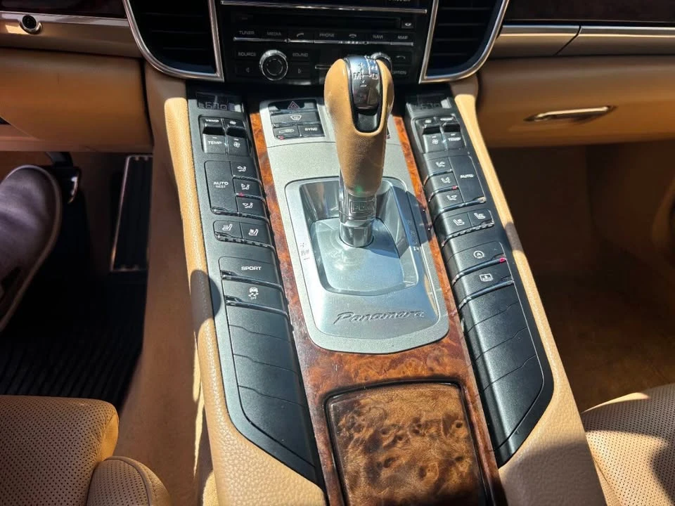 2014 Porsche 970 Panamera - Image 17 of 20