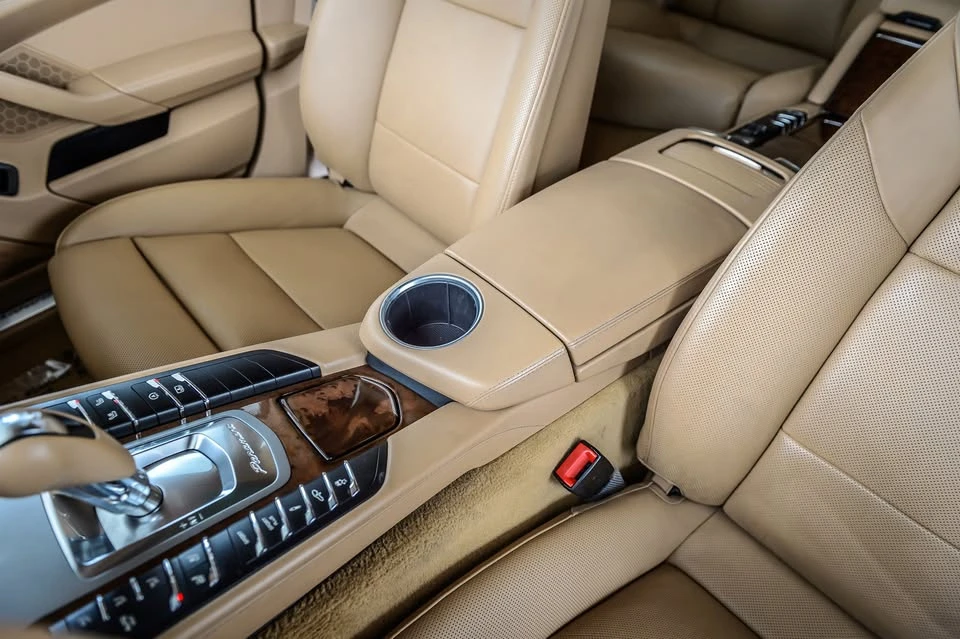 2014 Porsche 970 Panamera - Image 13 of 20