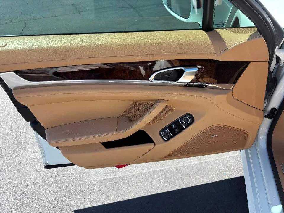 2014 Porsche 970 Panamera - Image 13 of 20