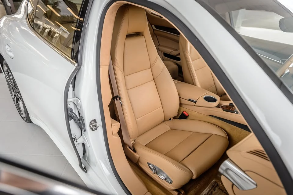 2014 Porsche 970 Panamera - Image 18 of 20