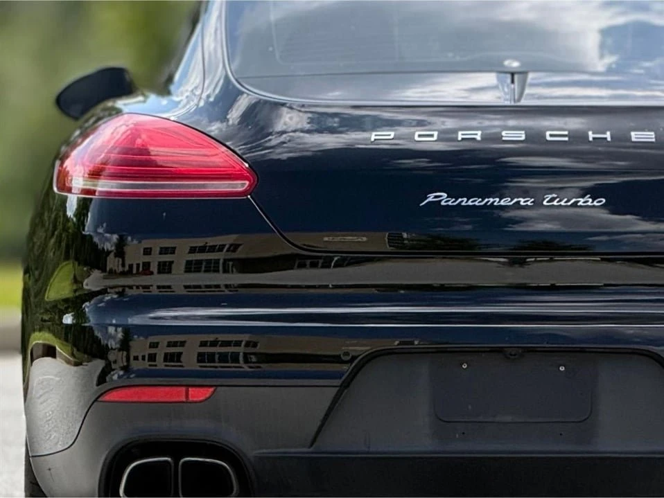 2014 Porsche 970 Panamera - Image 16 of 20