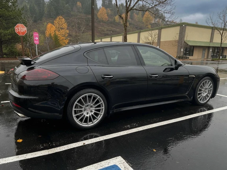 2014 Porsche 970 Panamera - Image 6 of 7