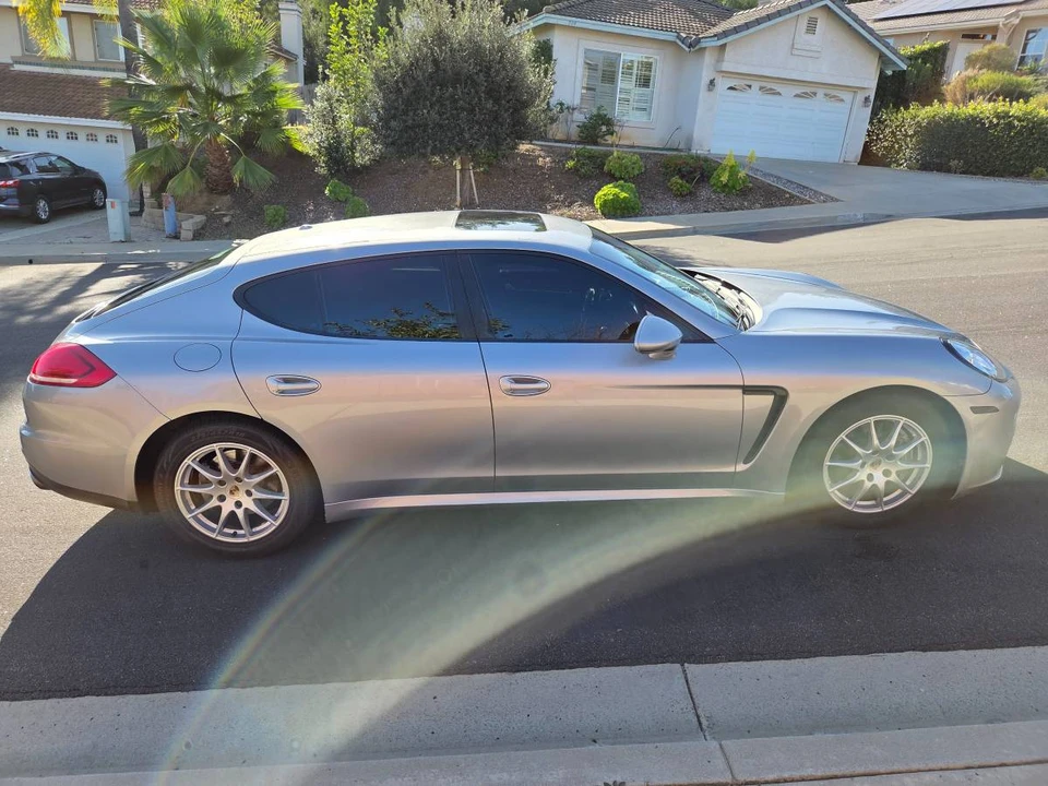 2014 Porsche 970 Panamera - Image 7 of 24