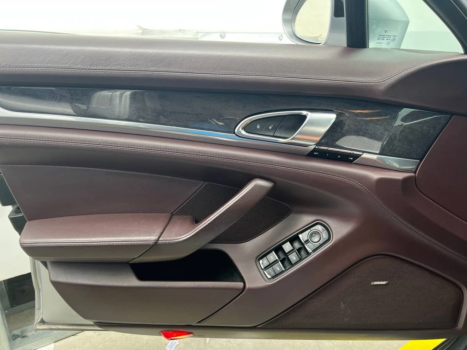 2014 Porsche 970 Panamera - Image 22 of 24