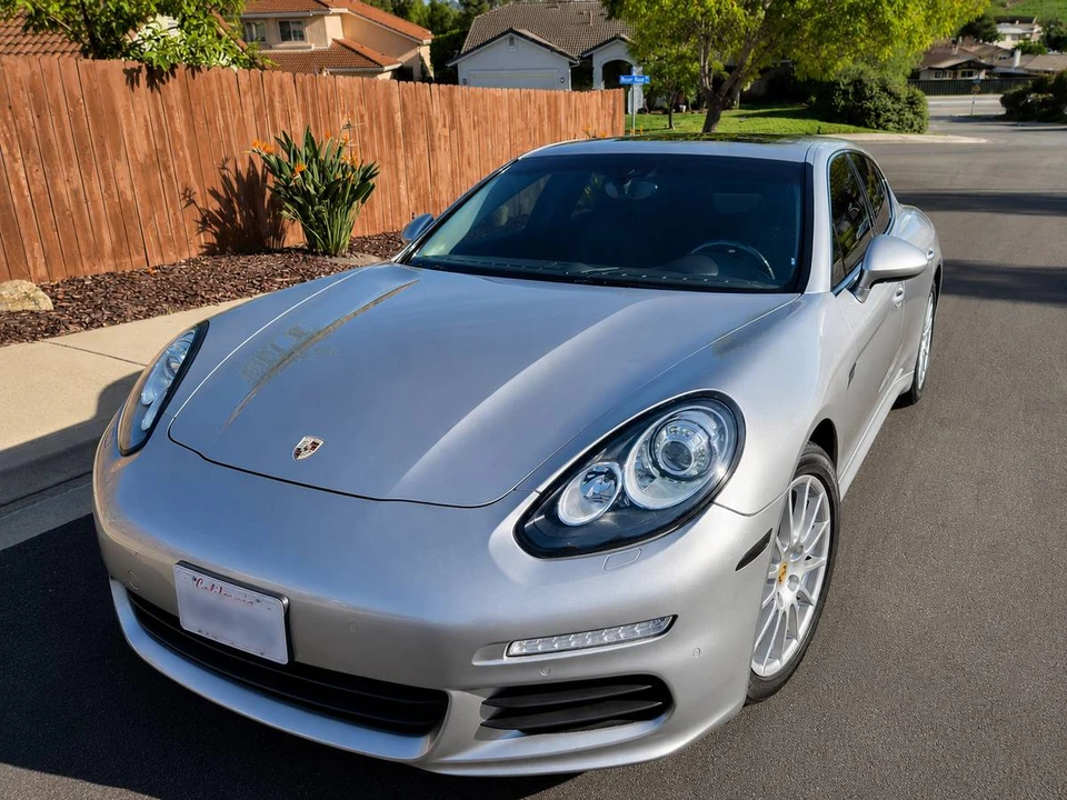 2014 Porsche 970 Panamera - Image 2 of 24