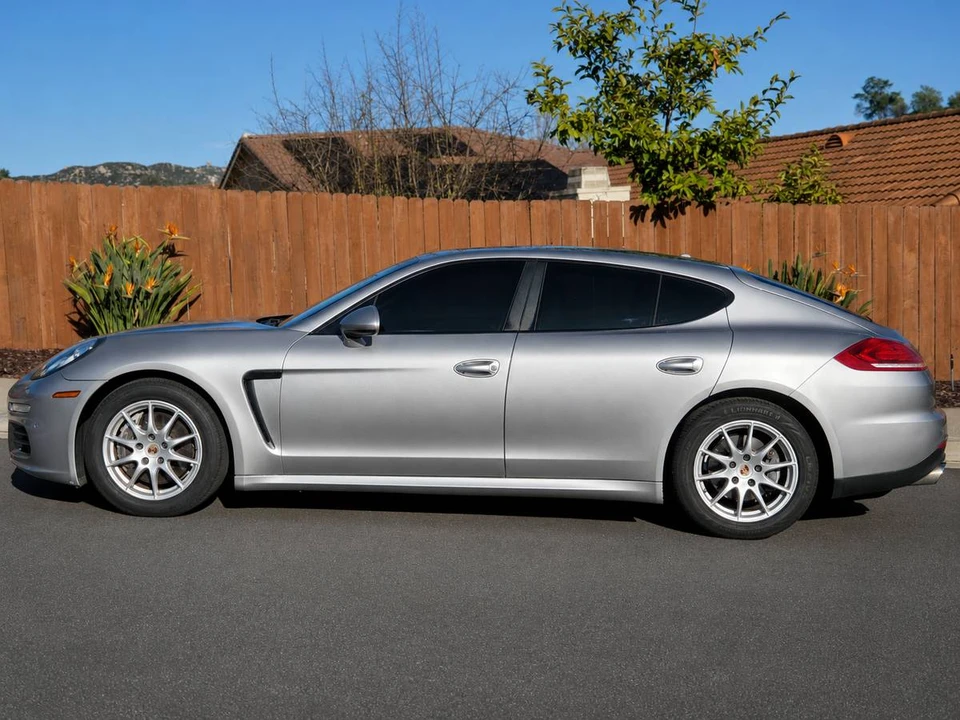 2014 Porsche 970 Panamera - Image 3 of 24