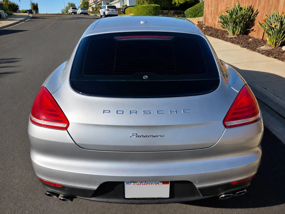 2014 Porsche 970 Panamera - Image 9 of 24