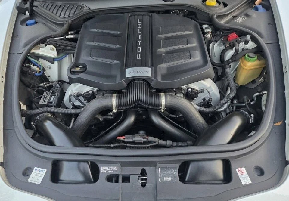 2014 Porsche 970 Panamera S - Image 19 of 20