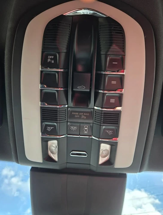2014 Porsche 970 Panamera S - Image 18 of 20