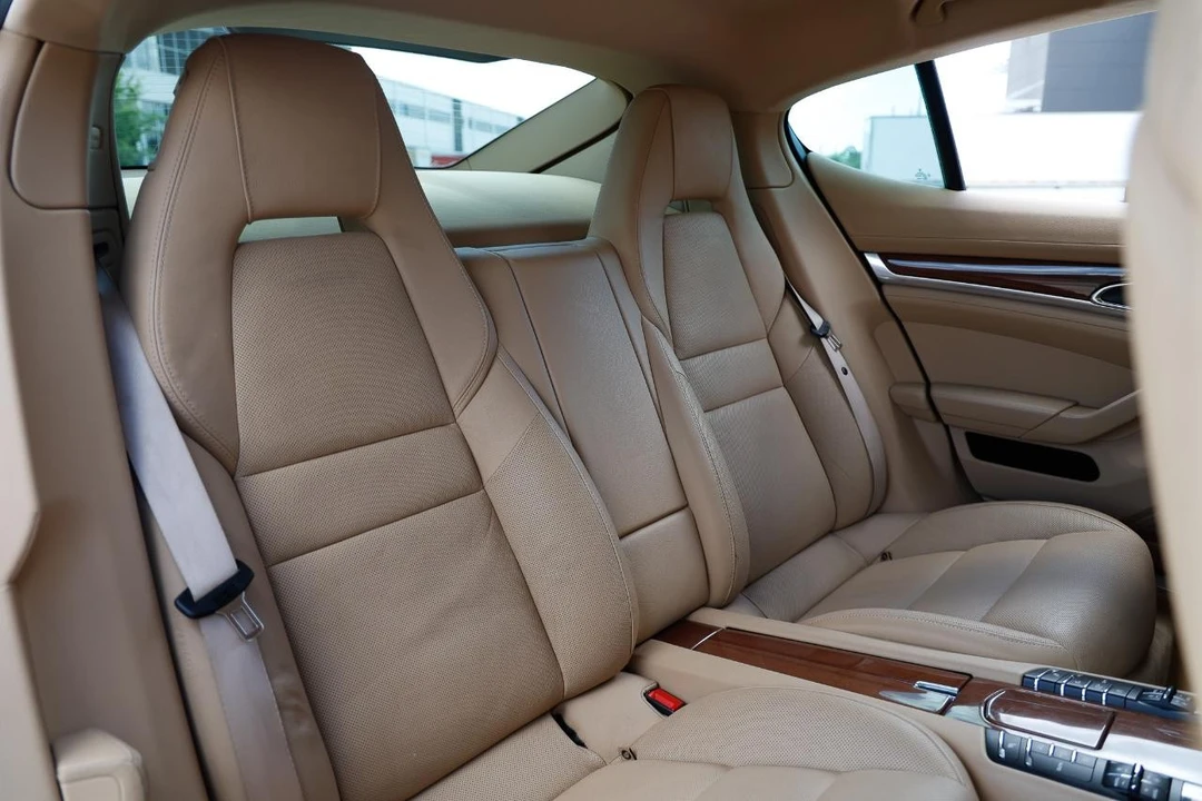 2014 Porsche 970 Panamera S - Image 14 of 31