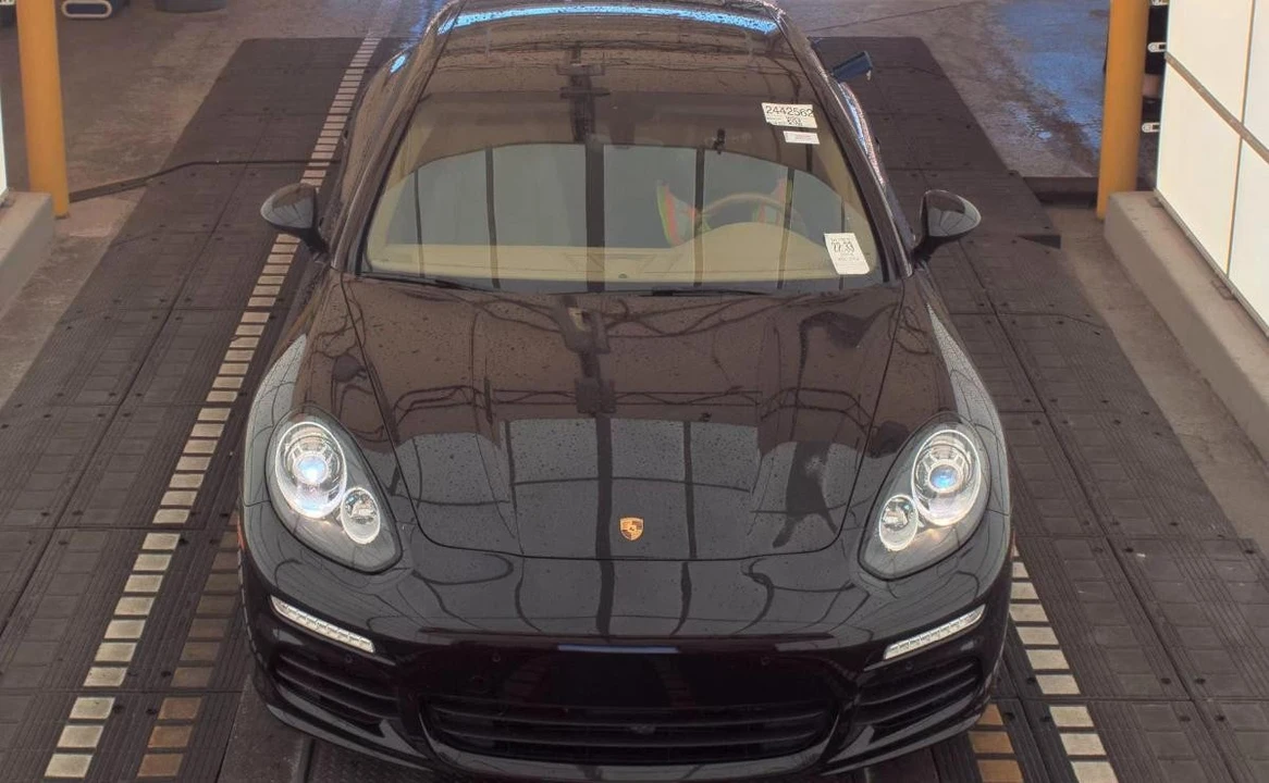 2014 Porsche 970 Panamera S - Image 2 of 13