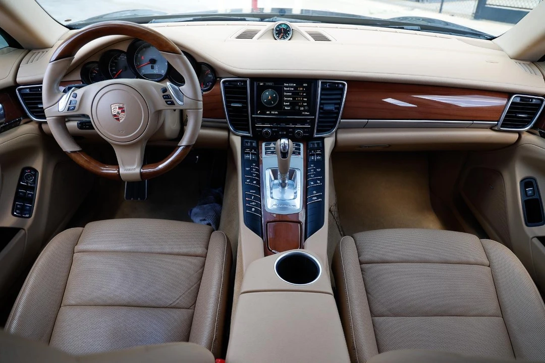2014 Porsche 970 Panamera S - Image 2 of 31