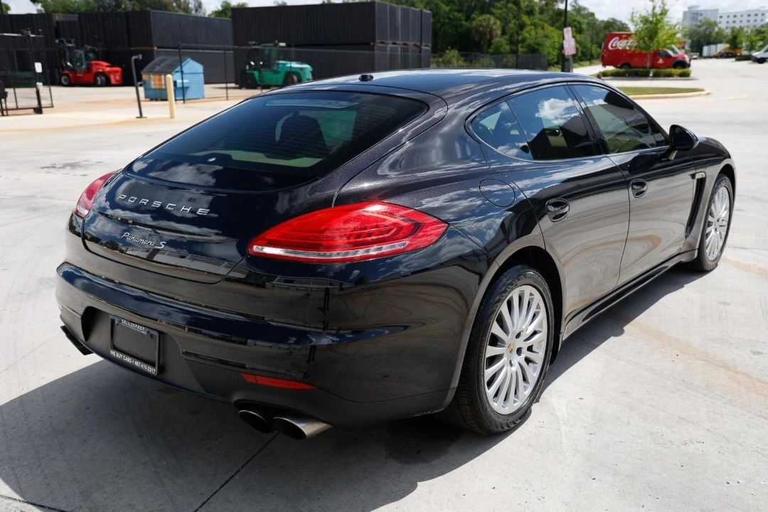2014 Porsche 970 Panamera S - Image 11 of 31