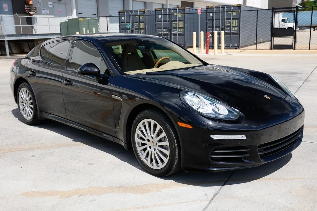 2014 Porsche 970 Panamera S - Image 15 of 31