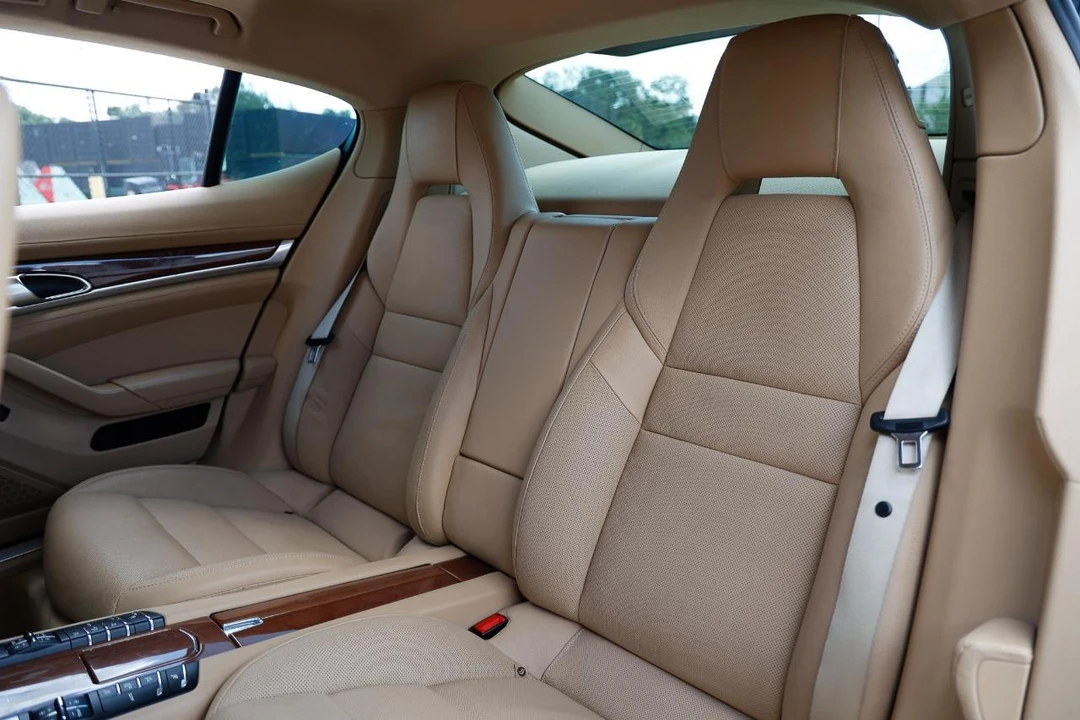 2014 Porsche 970 Panamera S - Image 8 of 31